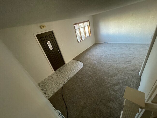 Foto del edificio - 2339 Banks Ave