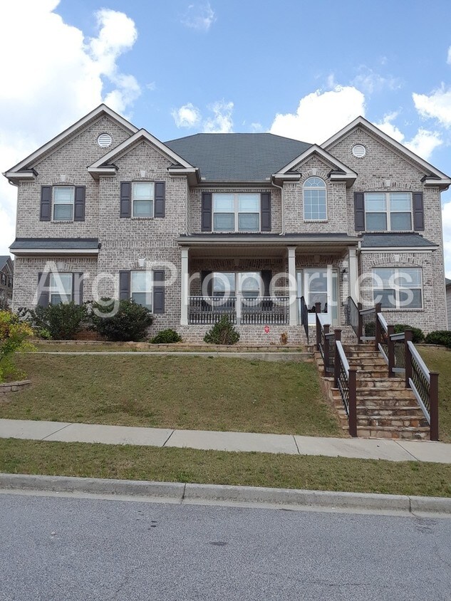 Primary Photo - 3632 River Rock Rd