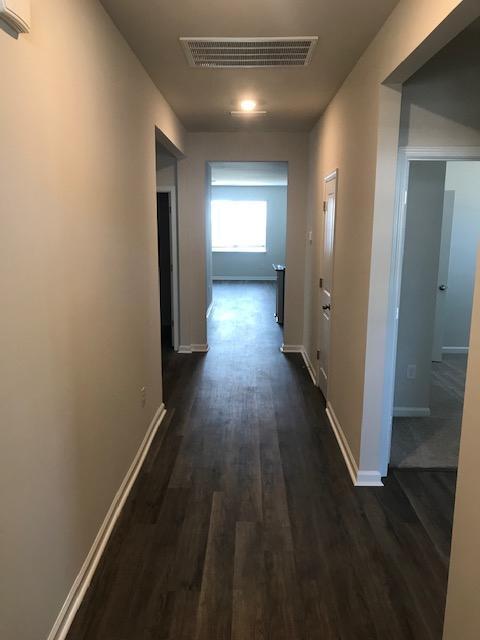 Building Photo - 1051 Sennema Cir