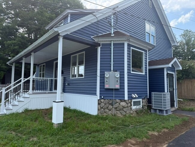 Building Photo - 38 Wesleyan St