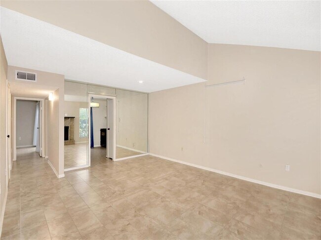 Building Photo - 1500 Bay Area Blvd