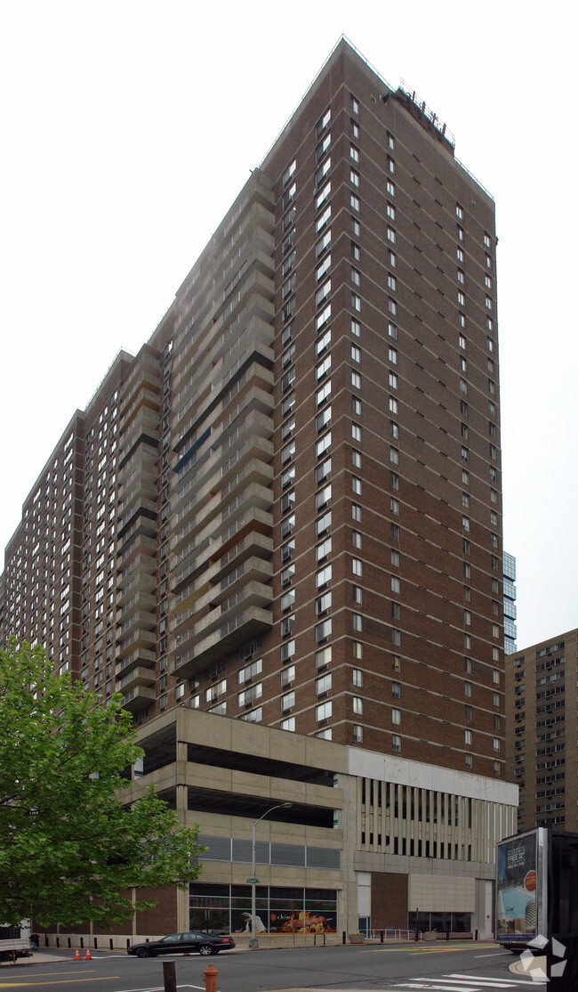 Building Photo - Kennedy House