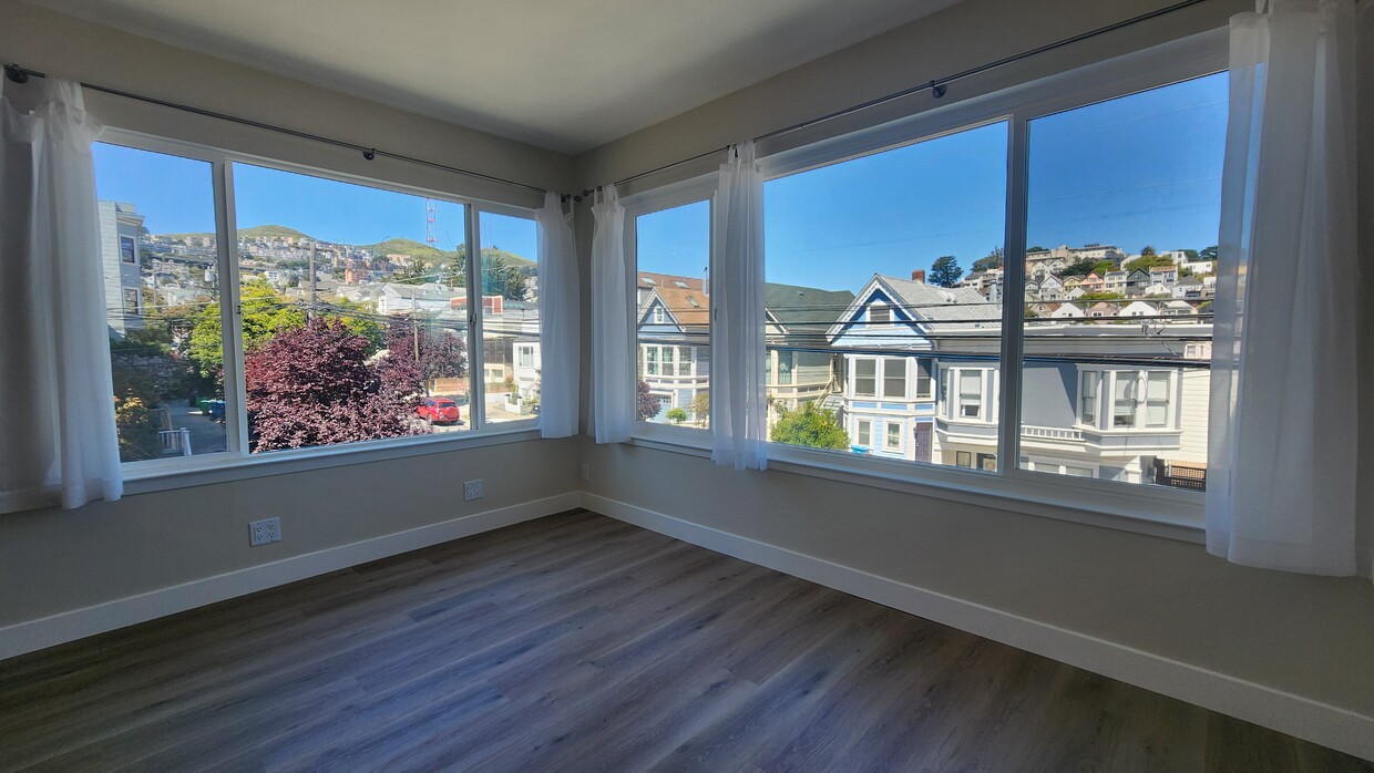 Primary Photo - 1400 Castro St