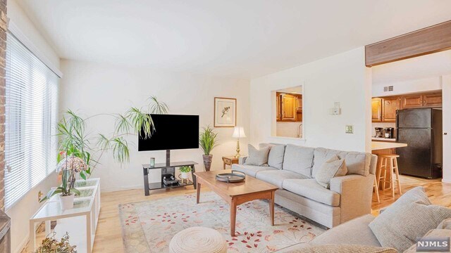 Foto del edificio - 119 Macleish Ct