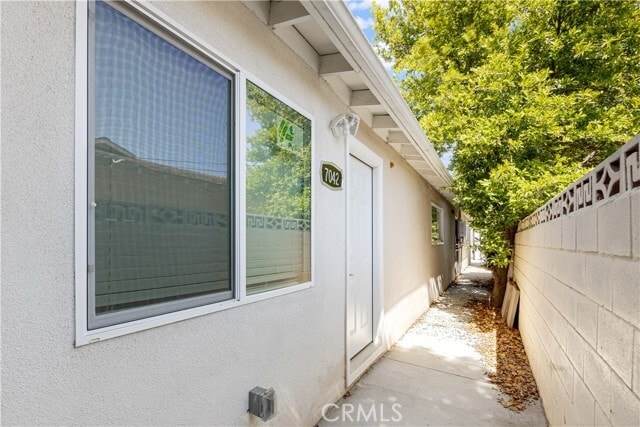 Building Photo - 7042 White Oak Ave