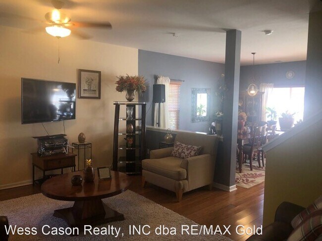 Building Photo - 3 br, 2.5 bath House - 2350 Calabassas Lane