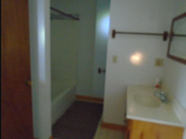 Building Photo - 118 Riley Dr