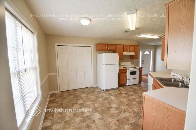 Foto del edificio - 95 Princeton Ct