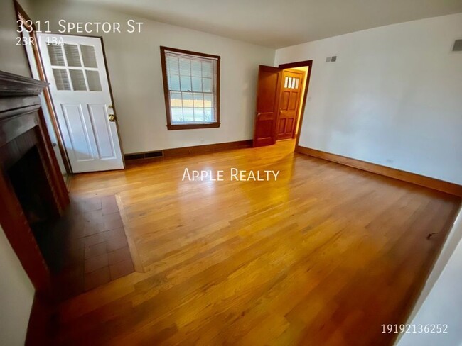 Building Photo - 3311 Spector St