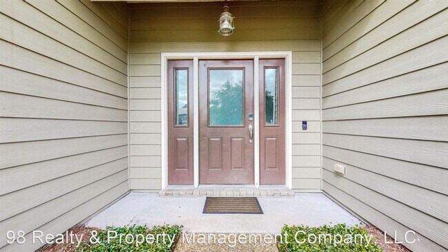 Building Photo - 3 br, 2.5 bath House - 50 South Haven Circle