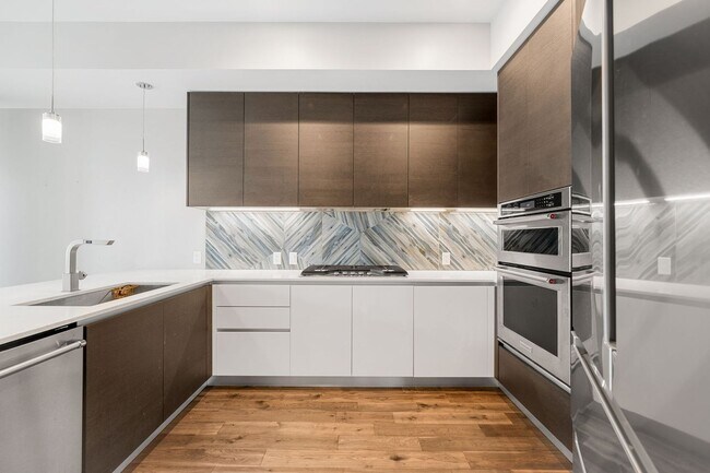 Foto del edificio - 1BD, 1.5BA Condo at the Lakehouse off Sloan's Lake