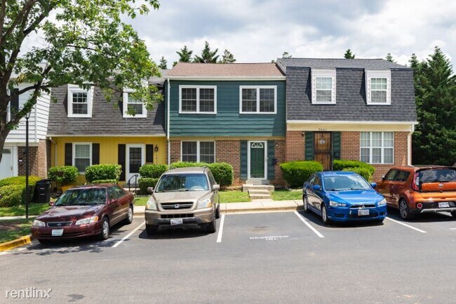 Building Photo - 4 br, 2.5 bath Townhome - 9053 Congress Place