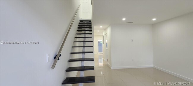 Foto del edificio - 8341 NW 7th St