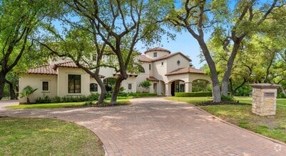 Building Photo - 201 Costa Bella Dr