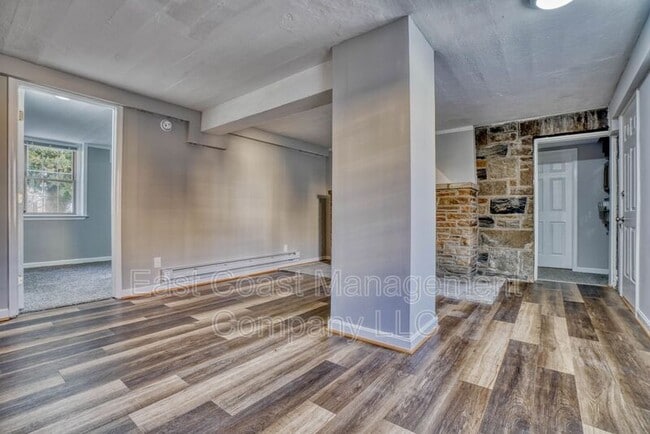 Building Photo - 2110 Taylor Ave