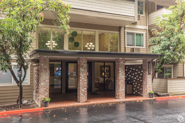Entrance - Shorewood Apartments