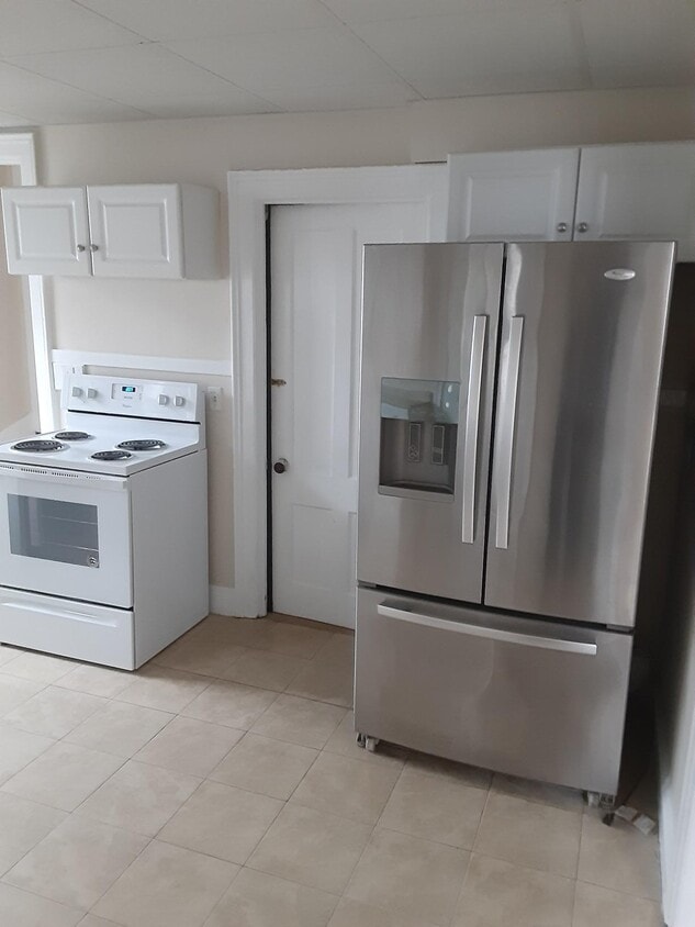 184 Thames St, Groton, CT 06340 House Rental in Groton, CT