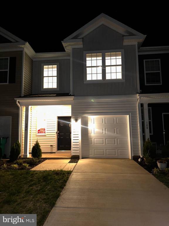 Foto del edificio - 104 Baker Dr