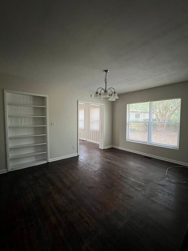 Foto del edificio - Spacious 4/2 for rent on the Westside!