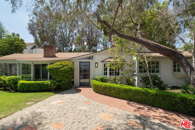 Building Photo - 7321 Woodrow Wilson Dr
