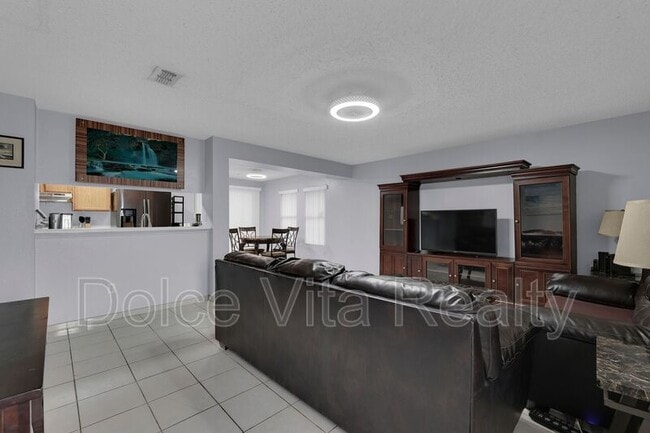 Building Photo - 2412 N 34th St