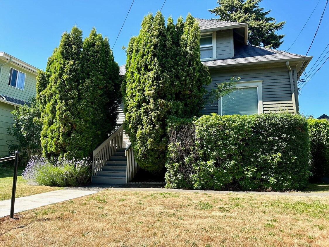 Primary Photo - BURGAN NW 59TH ST