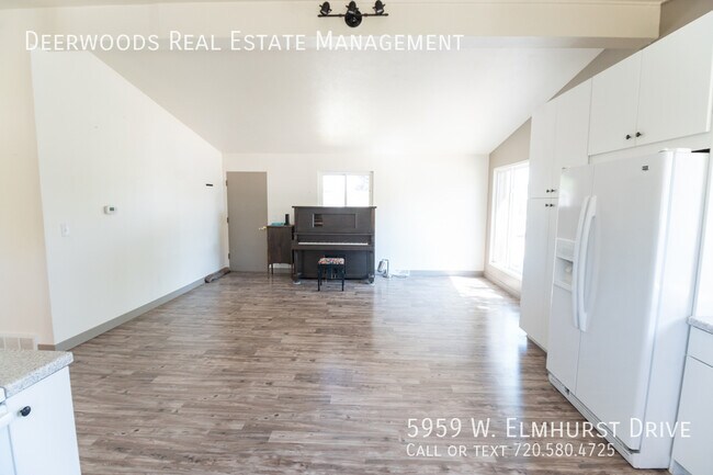 Foto del edificio - Littleton 3 Bed / 2 Bath Single Family Hom...