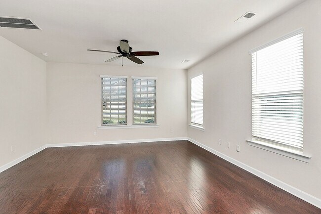 Foto del edificio - Beautiful 3 Bedroom Home in Stonehaven Community!