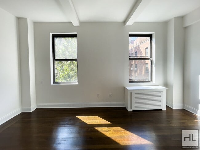 Foto del edificio - EAST 37 STREET