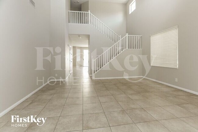 Building Photo - 4032 Villa Serena Ln