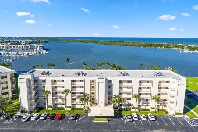 Foto del edificio - 200 Intracoastal Pl
