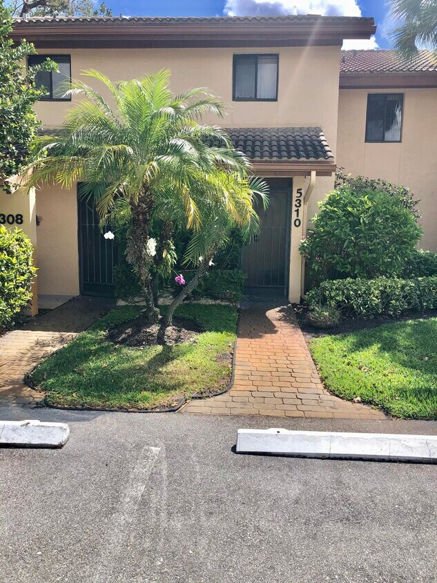 5310 Fountains Drive 217 Lake Worth Fl 33467 - 5310  Fountains Drive 217 Lake Worth Fl 33467