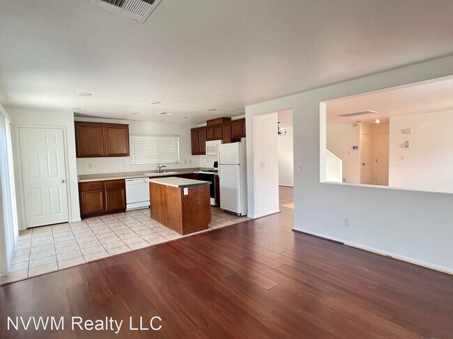 Foto del edificio - 4 br, 2.5 bath House - 9148 Spirit Canyon Ave