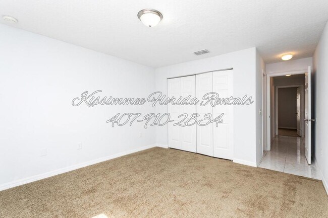 Foto del edificio - 636 ROYALTY CT. KISSIMMEE FL 34758