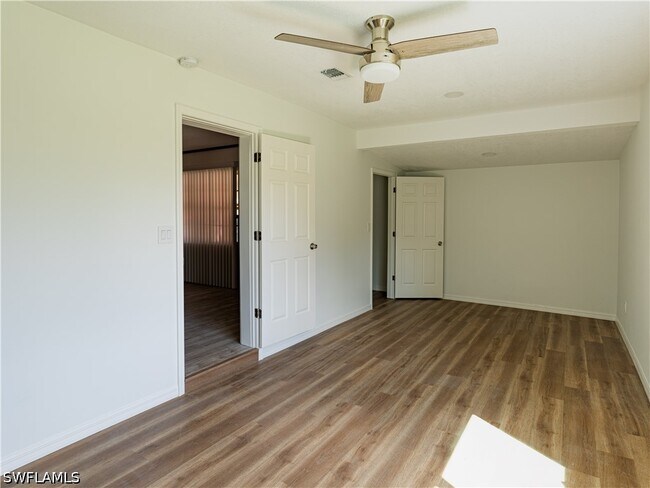 Foto del edificio - 2352 Sunnyview Dr