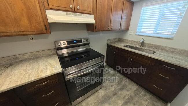 Building Photo - 1243 S M.L.K. Jr Ave