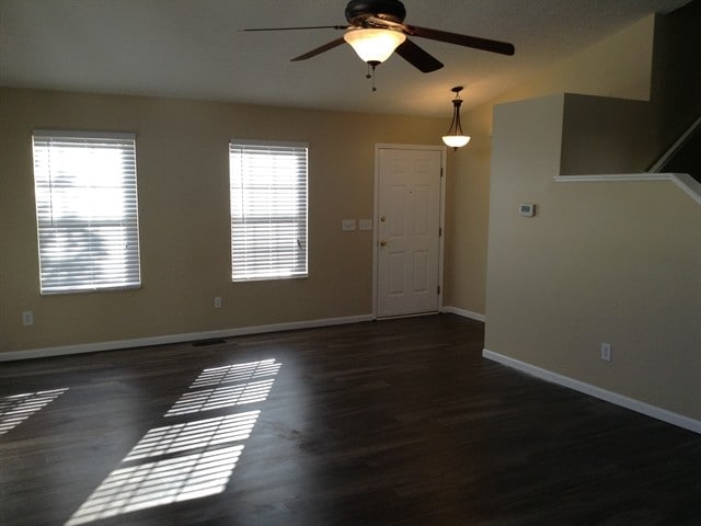 Building Photo - 7252 Aplin Dr