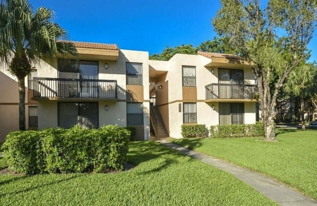 Exterior - Jacaranda Village