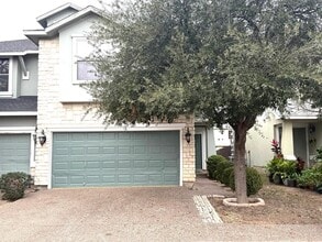 Building Photo - 9310 Albany Dr