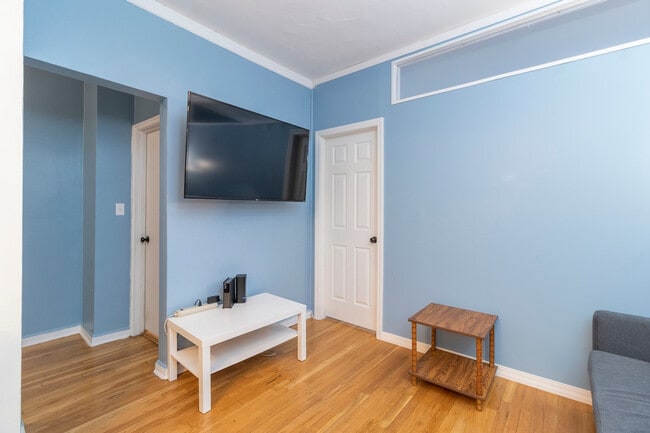 Foto del edificio - 341 E 79th St