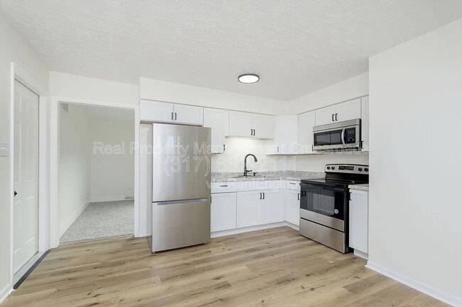 Building Photo - 7737 Southfield Dr