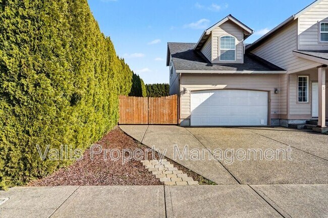 Foto del edificio - 4936 Evie Jean St NE