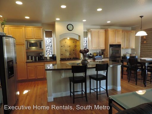 Foto del edificio - 16290 Hawkstone Pl