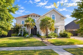 Building Photo - 13930 Willow Bend Dr