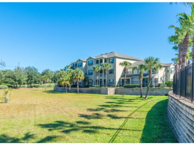 Foto del edificio - 5984 W Poplar Springs Cir