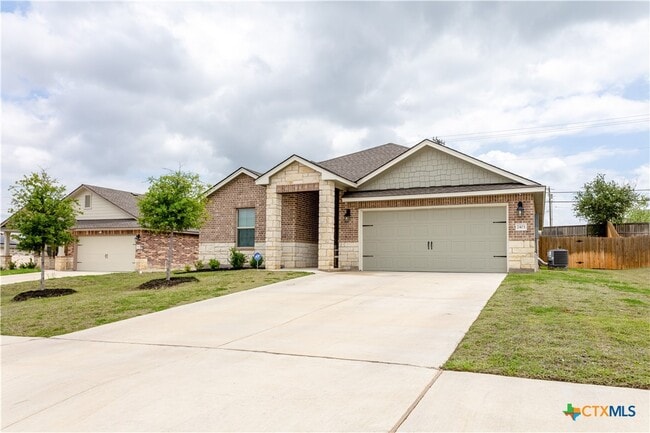 Foto del edificio - 2403 Corradino St