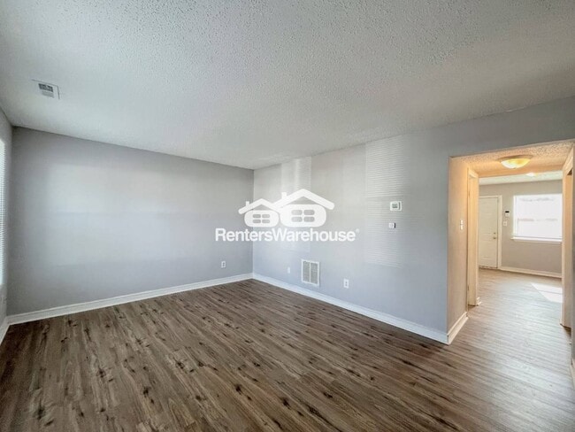 Foto del edificio - 4157 Holly Cove Dr