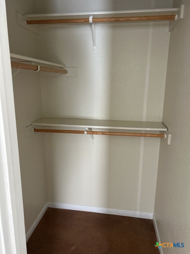 Building Photo - 3101 Yaupon Rd