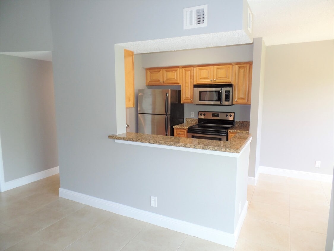 Photo - 5740 Rock Island Rd (Tamarac, FL)