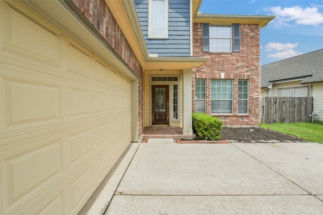 Foto del edificio - 21626 Shallow Glen Ln